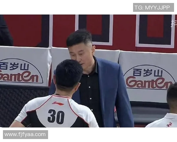 赵敏专访：从排球新星到传奇教练的成长之路与心路历程分享